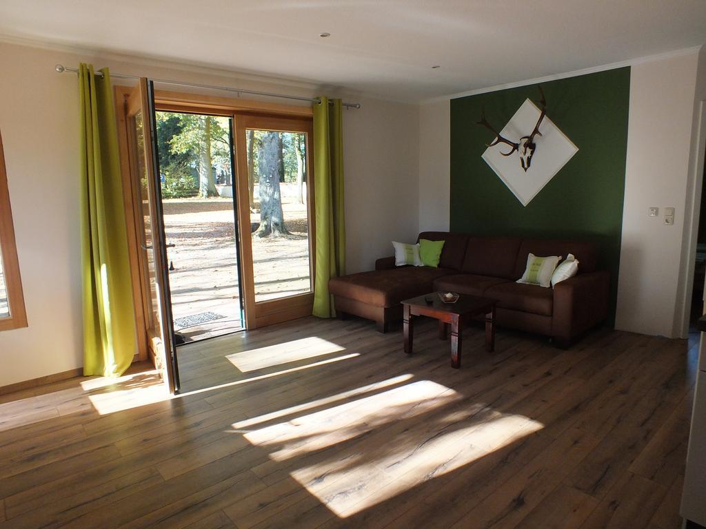 Naturhotel Hof Ehlers Bergen  Rum bild